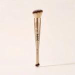 <p><strong>1x – 2-in-1 Make-up Brush</strong></p>